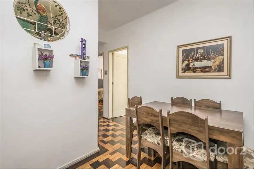 Foto 1 de Apartamento com 2 Quartos à venda, 78m² em Azenha, Porto Alegre