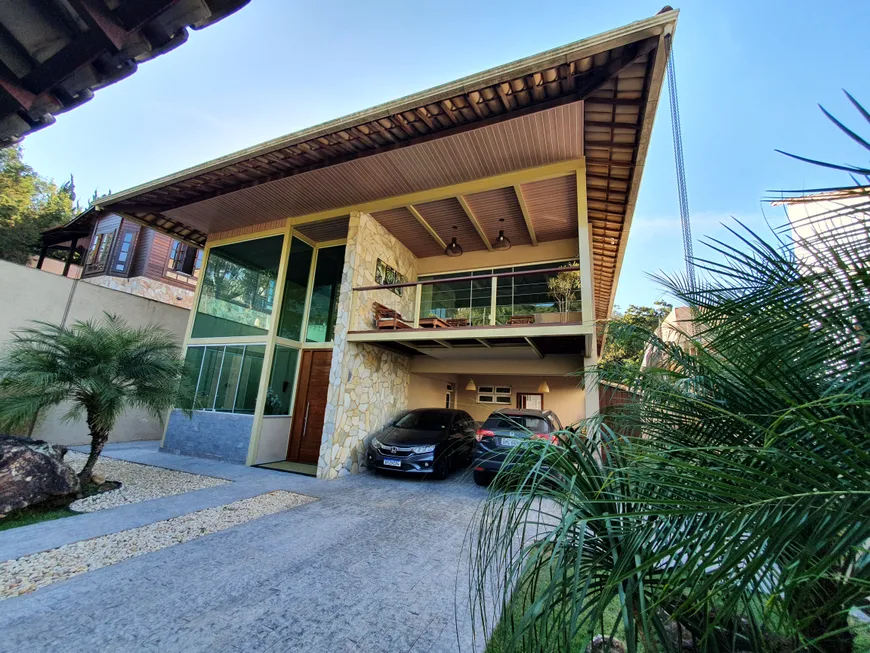 Foto 1 de Casa de Condomínio com 4 Quartos à venda, 530m² em Bosque Residencial do Jambreiro, Nova Lima