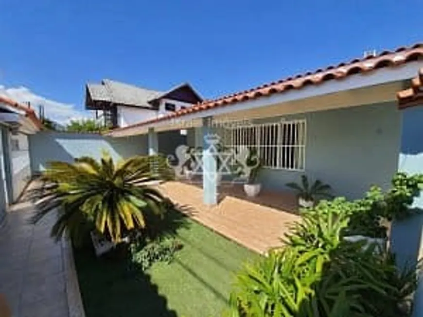 Foto 1 de Casa com 3 Quartos à venda, 214m² em Jardim Aruã, Caraguatatuba