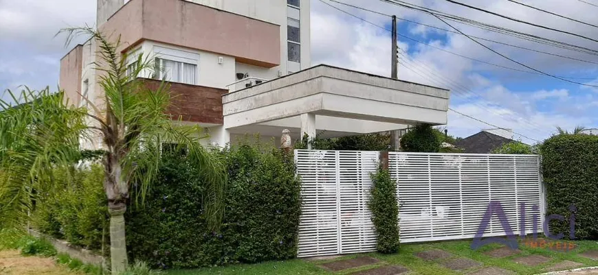 Foto 1 de Casa com 4 Quartos à venda, 250m² em Rio Tavares, Florianópolis