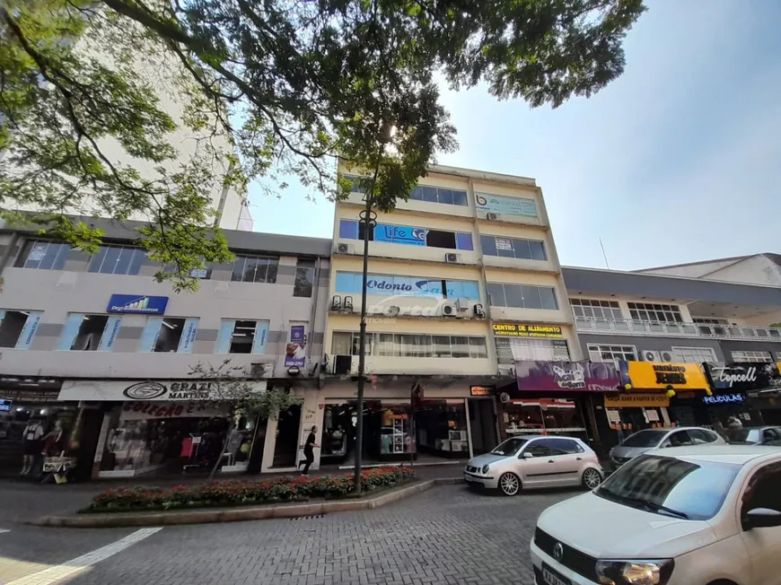 Foto 1 de Sala Comercial para alugar, 55m² em Centro, Blumenau