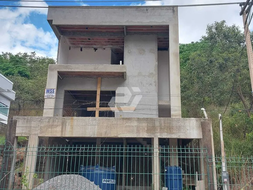 Foto 1 de Casa com 3 Quartos à venda, 280m² em Maria Paula, São Gonçalo