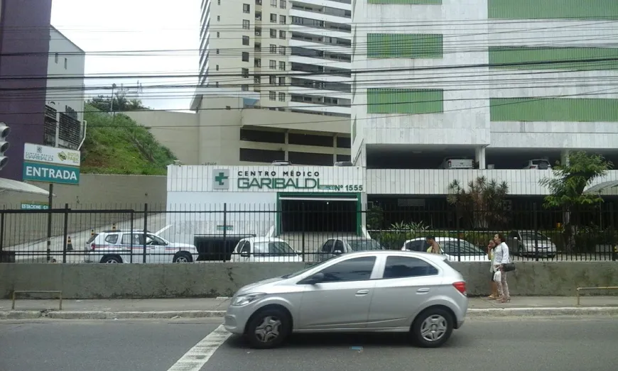Foto 1 de Sala Comercial para alugar, 43m² em Garibaldi, Salvador