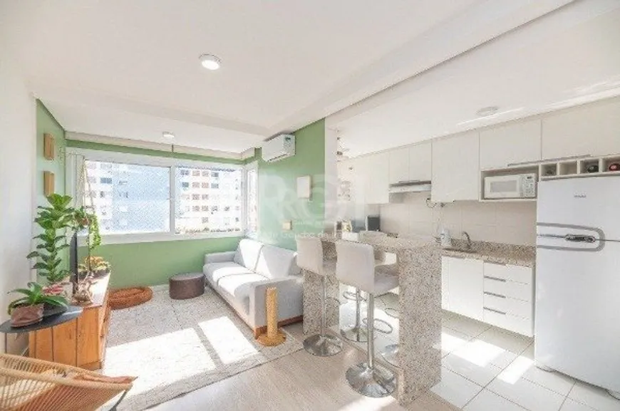 Foto 1 de Apartamento com 1 Quarto à venda, 49m² em Santana, Porto Alegre