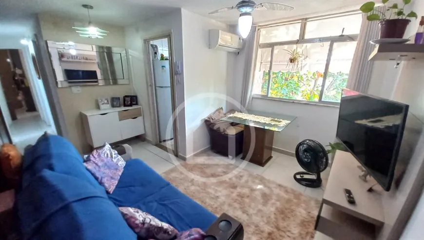 Foto 1 de Apartamento com 3 Quartos à venda, 57m² em Cacuia, Rio de Janeiro