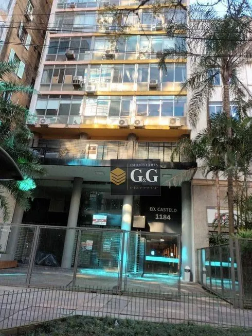 Foto 1 de Sala Comercial à venda, 101m² em Centro, Porto Alegre