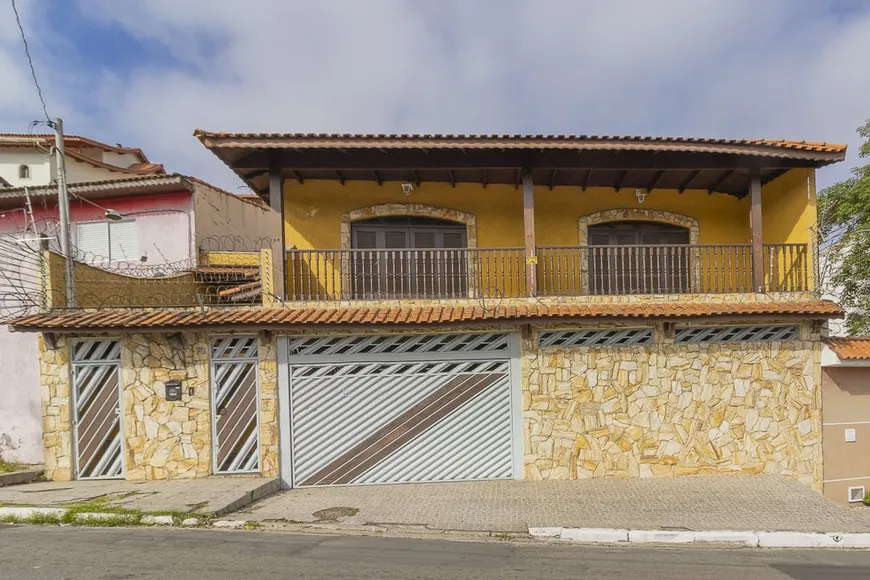 Foto 1 de Sobrado com 3 Quartos à venda, 267m² em Jardim Guapira, São Paulo