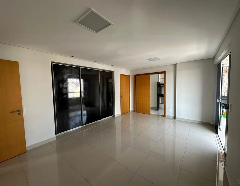 Foto 1 de Apartamento com 2 Quartos à venda, 66m² em Setor Oeste, Goiânia