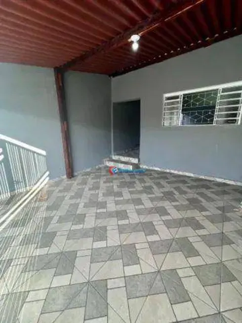 Foto 1 de Casa com 2 Quartos à venda, 80m² em Jardim Maria Antônia Nova Veneza, Sumaré