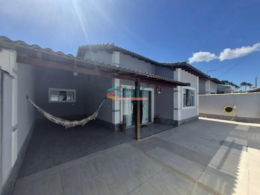 Foto 1 de Casa com 2 Quartos à venda, 85m² em Aterrado Bacaxa, Saquarema
