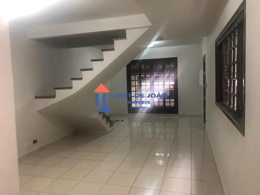 Foto 1 de Sobrado com 3 Quartos à venda, 178m² em Brooklin, São Paulo