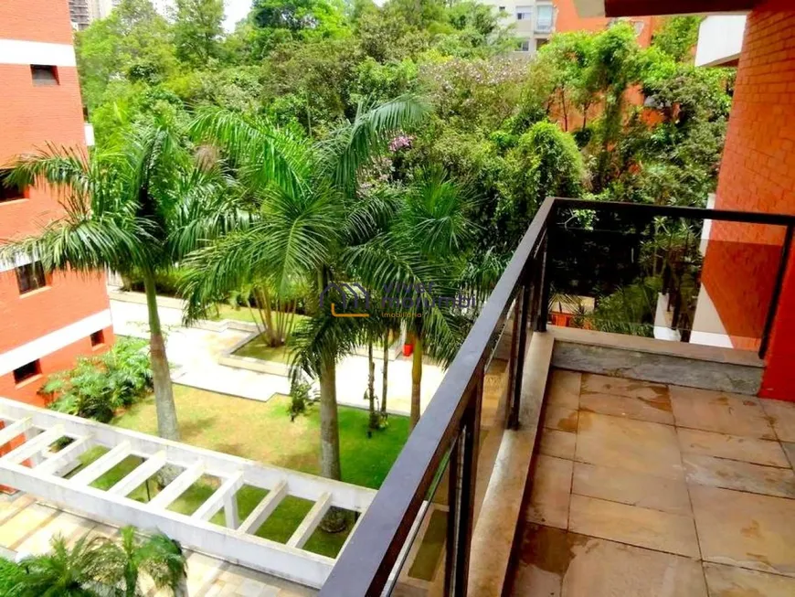 Foto 1 de Apartamento com 4 Quartos à venda, 226m² em Morumbi, São Paulo