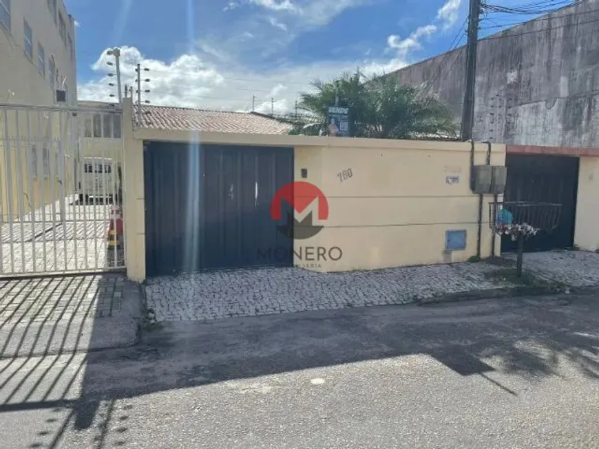 Foto 1 de Casa com 3 Quartos à venda, 108m² em Parque Manibura, Fortaleza