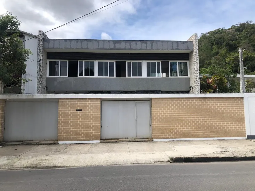 Foto 1 de Casa com 4 Quartos à venda, 474m² em São Francisco, Niterói