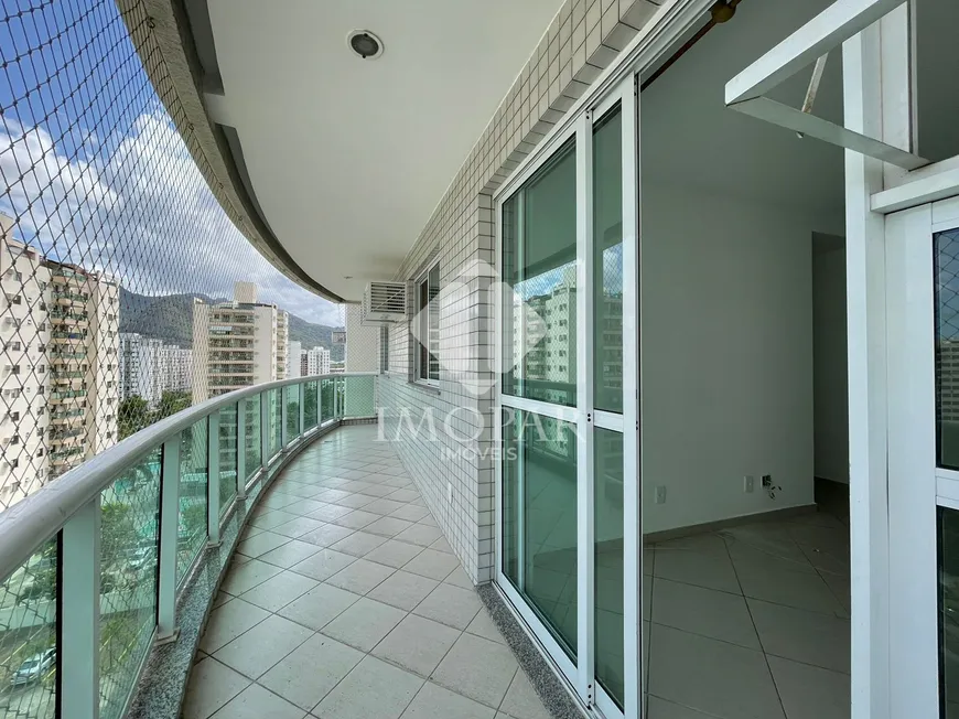 Foto 1 de Apartamento com 2 Quartos à venda, 66m² em Barra da Tijuca, Rio de Janeiro