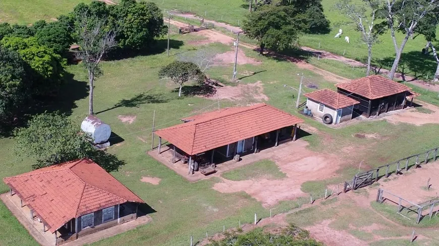 Foto 1 de Fazenda/Sítio com 5 Quartos à venda, 908m² em , Ribas do Rio Pardo