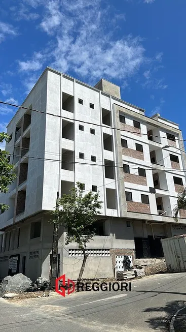 Foto 1 de Apartamento com 2 Quartos à venda, 65m² em Ariribá, Balneário Camboriú