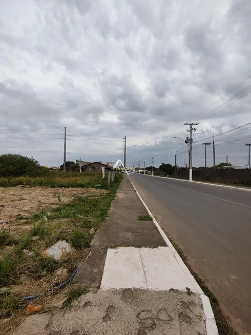 Foto 1 de Lote/Terreno à venda, 741m² em Morada das Palmeiras, Torres