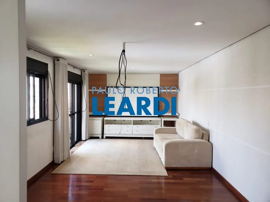 Foto 1 de Apartamento com 4 Quartos para venda ou aluguel, 320m² em Alto da Lapa, São Paulo