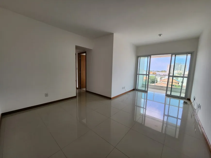 Foto 1 de Apartamento com 3 Quartos à venda, 80m² em Buraquinho, Lauro de Freitas