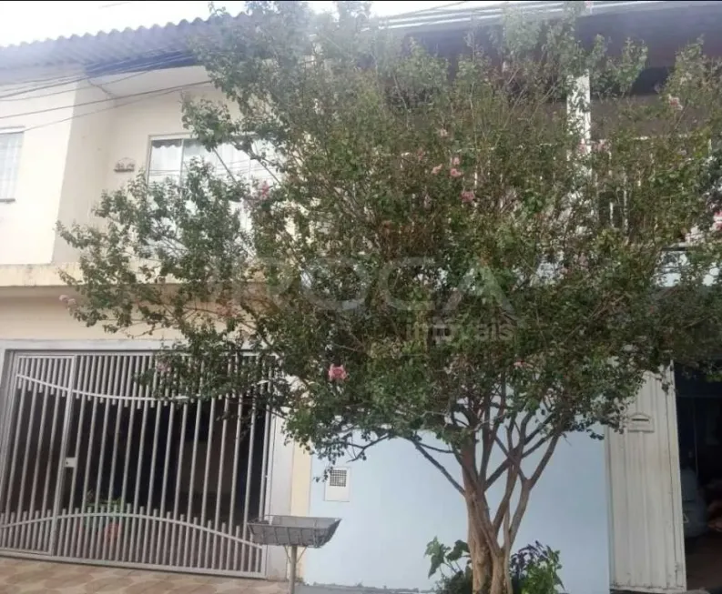 Foto 1 de Sobrado com 4 Quartos à venda, 196m² em Conjunto Habitacional Dom Constantino Amstalden, São Carlos