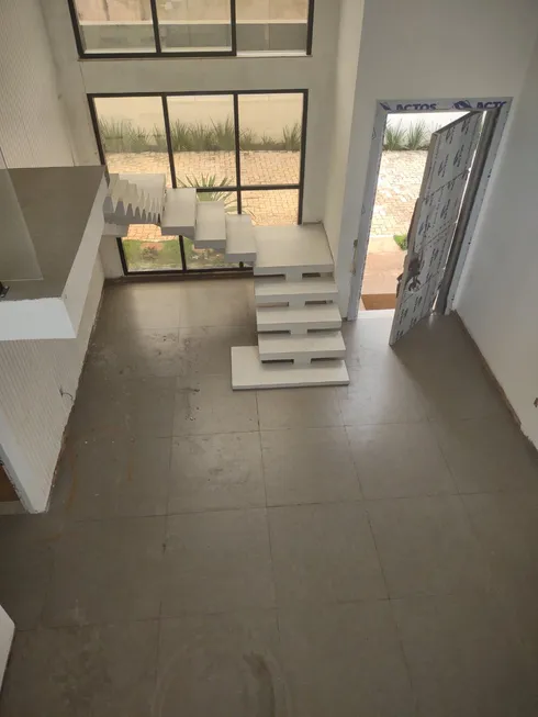 Foto 1 de Casa de Condomínio com 3 Quartos à venda, 350m² em Setor Habitacional Arniqueira, Brasília