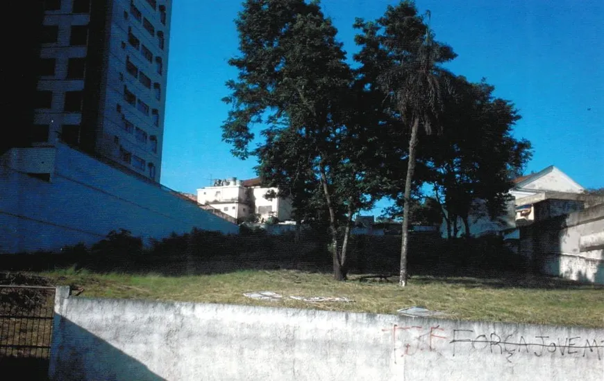 Foto 1 de Lote/Terreno à venda, 2478m² em Centro, Itaboraí