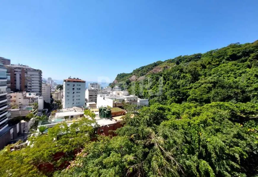 Foto 1 de Apartamento com 5 Quartos à venda, 250m² em Leblon, Rio de Janeiro