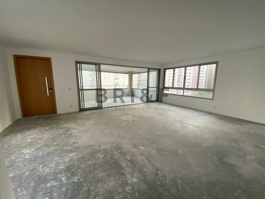 Foto 1 de Apartamento com 1 Quarto à venda, 160m² em Jardim Paulista, São Paulo