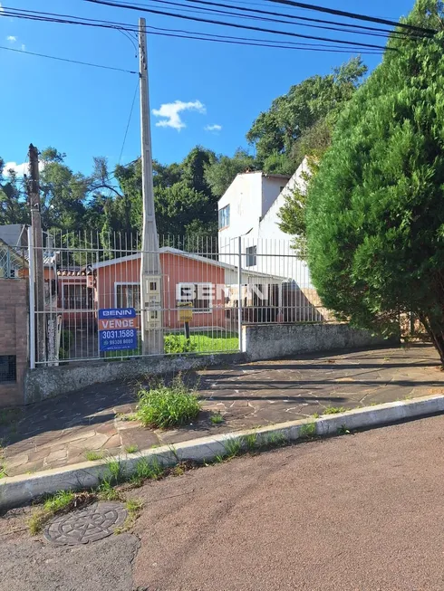 Foto 1 de Casa com 2 Quartos à venda, 131m² em Nossa Senhora das Graças, Canoas