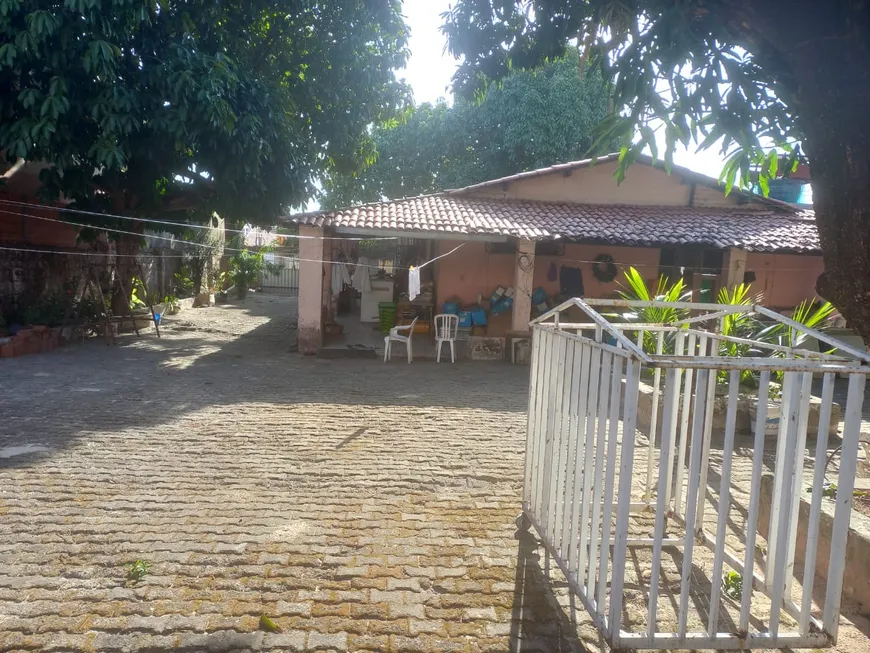 Foto 1 de Casa com 3 Quartos à venda, 800m² em Cidade dos Funcionários, Fortaleza