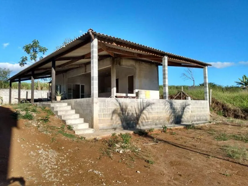 Foto 1 de Fazenda/Sítio com 1 Quarto à venda, 170m² em Borda da Mata, Caçapava