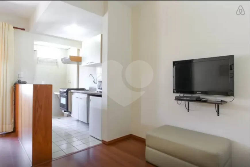 Foto 1 de Apartamento com 1 Quarto para alugar, 46m² em Moema, São Paulo