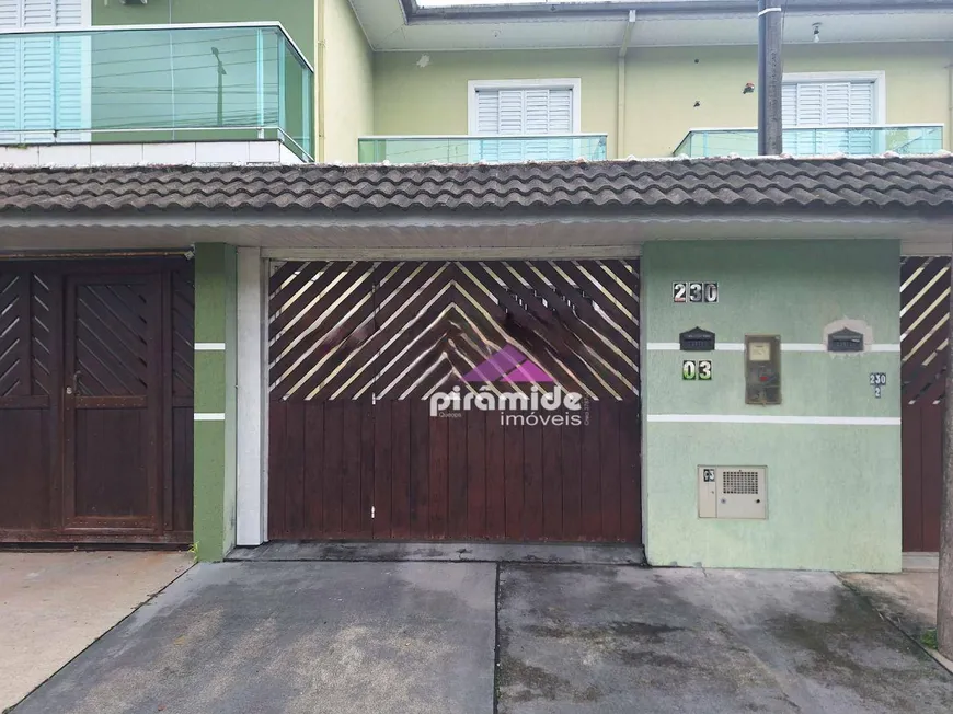 Foto 1 de Casa com 2 Quartos à venda, 59m² em Martim de Sa, Caraguatatuba