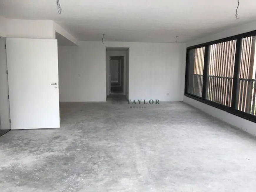 Foto 1 de Apartamento com 3 Quartos à venda, 185m² em Jardim Paulista, São Paulo