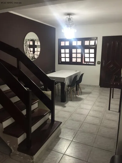 Foto 1 de Sobrado com 4 Quartos à venda, 240m² em Vila Oliveira, Mogi das Cruzes