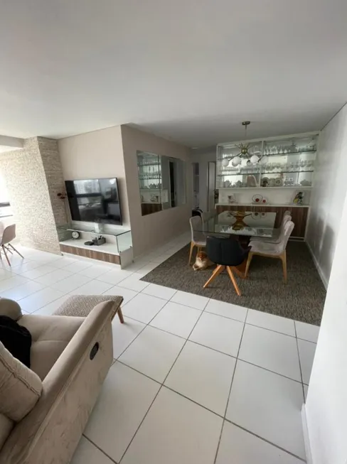 Foto 1 de Apartamento com 3 Quartos à venda, 106m² em Casa Forte, Recife
