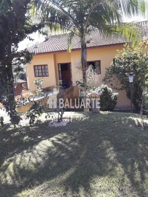 Foto 1 de Sobrado com 3 Quartos à venda, 910m² em Fazenda Ilha, Embu-Guaçu