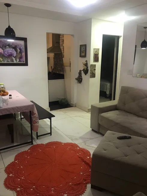 Foto 1 de Apartamento com 2 Quartos à venda, 46m² em Liberdade, Santa Luzia