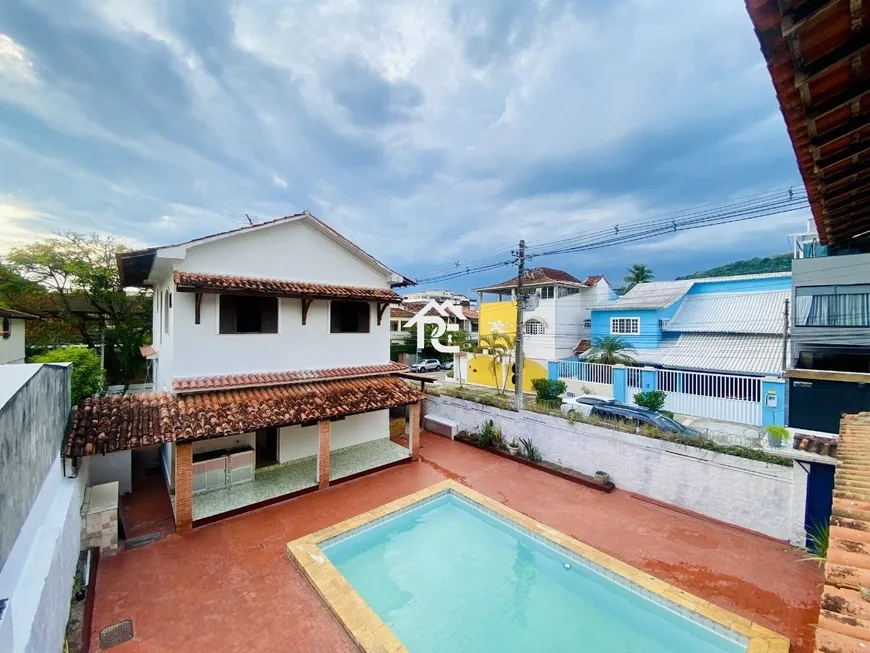 Foto 1 de Casa com 4 Quartos à venda, 360m² em São Francisco, Niterói