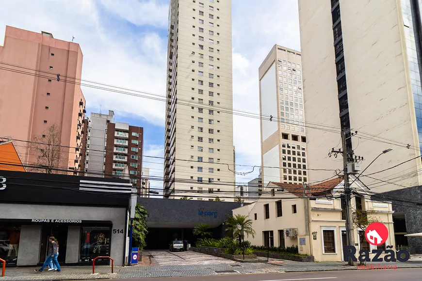 Foto 1 de Apartamento com 2 Quartos à venda, 51m² em Centro, Curitiba