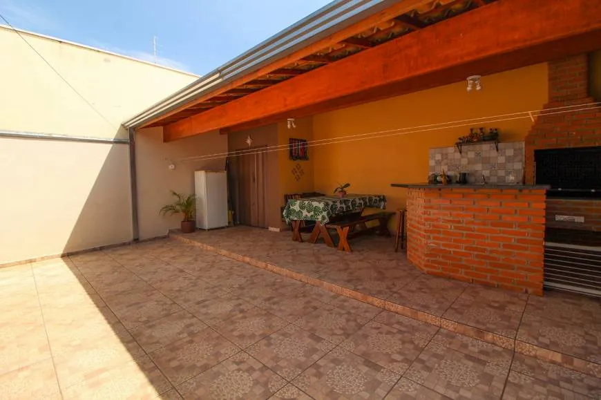 Foto 1 de Casa com 3 Quartos à venda, 180m² em Santo Amaro, São Paulo