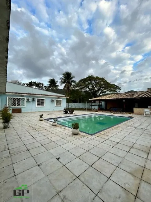 Foto 1 de Casa com 3 Quartos à venda, 346m² em Jardim Sulacap, Rio de Janeiro