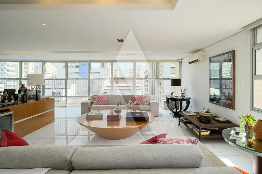 Foto 1 de Apartamento com 4 Quartos à venda, 365m² em Jardins, São Paulo