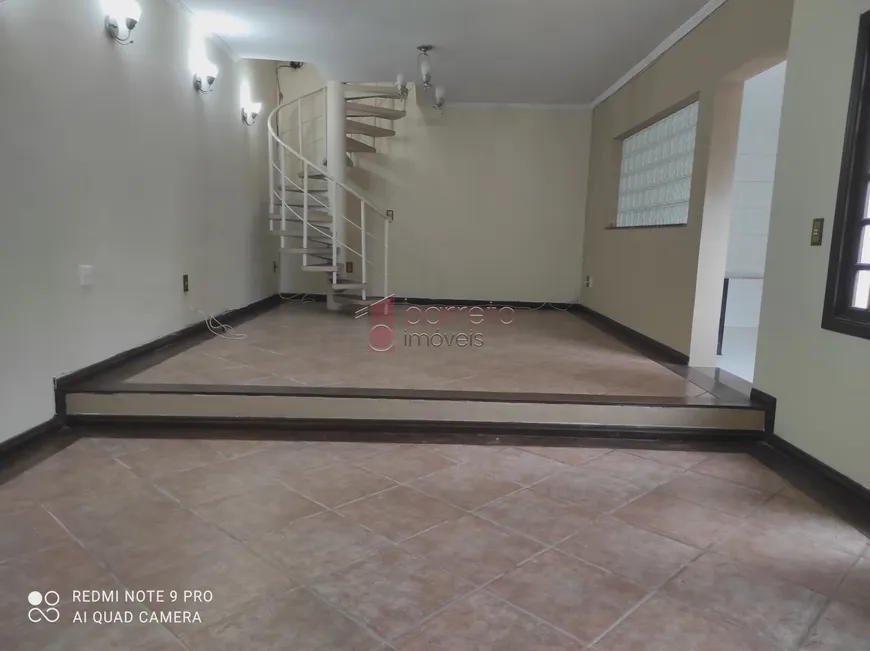 Foto 1 de Sobrado com 4 Quartos para alugar, 372m² em Vila Santana II, Jundiaí