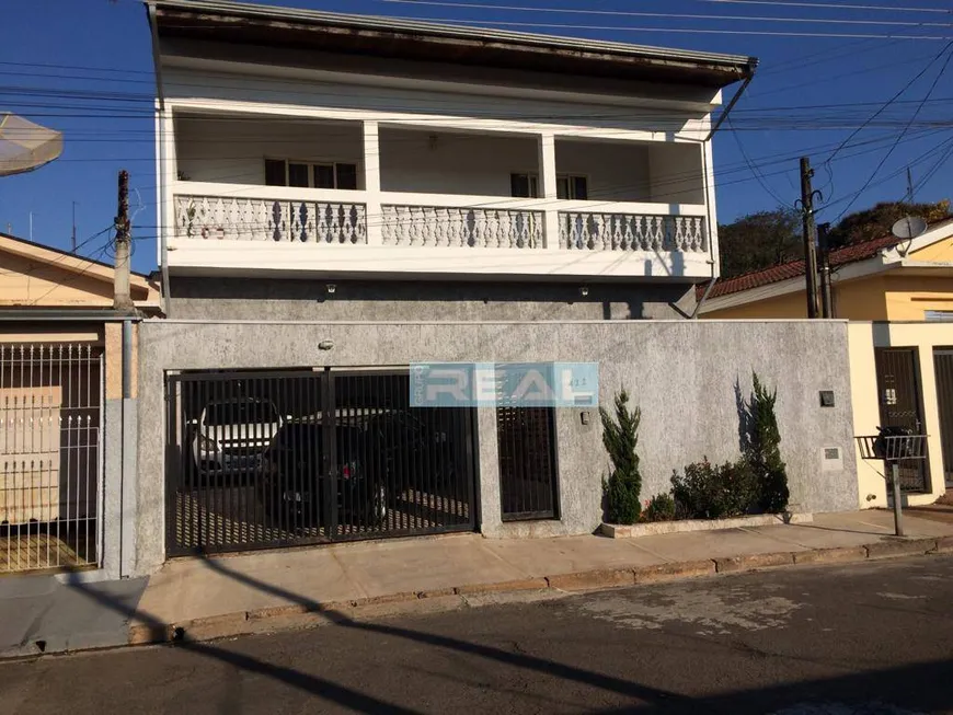 Foto 1 de Casa com 4 Quartos à venda, 300m² em Extinta Estacao Experimental de Sericultura, Cosmópolis