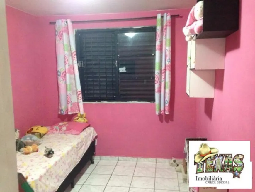 Foto 1 de Apartamento com 2 Quartos à venda, 50m² em Conjunto Residencial José Bonifácio, São Paulo