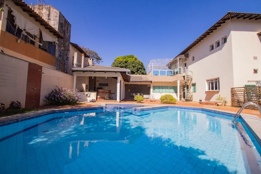 Foto 1 de Casa com 4 Quartos à venda, 600m² em Jardim Karaíba, Uberlândia