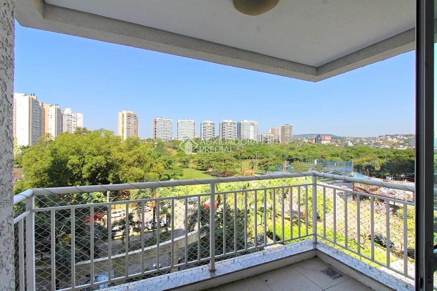 Foto 1 de Apartamento com 2 Quartos à venda, 65m² em Jardim Europa, Porto Alegre