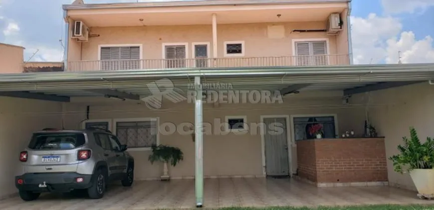 Foto 1 de Sobrado com 3 Quartos à venda, 110m² em Residencial Alto das Andorinhas, São José do Rio Preto